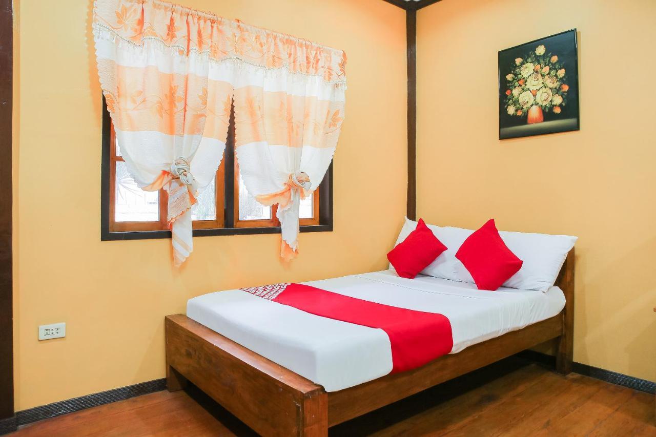 Oyo 435 La Veranda Beach Resort Panglao Dış mekan fotoğraf